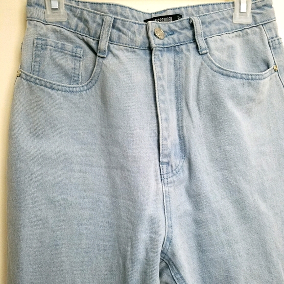 Missguided Mom Jeans - Picture 3 of 11
